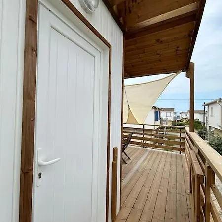 Maison 200 M De La Climatisation Et Wifi Holiday home *