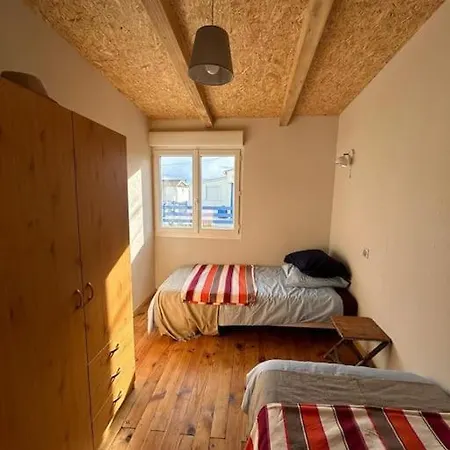 Maison 200 M De La Climatisation Et Wifi *