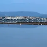Maison 200 M De La Climatisation Et Wifi *