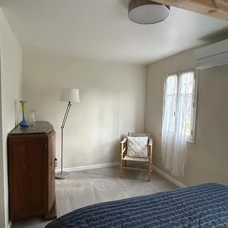 Maison 200 M De La Climatisation Et Wifi *